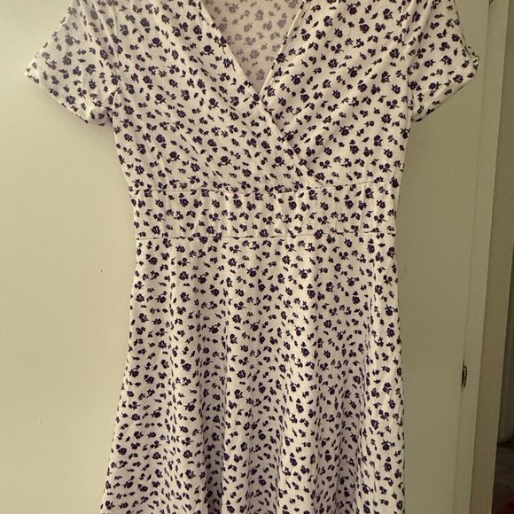 Mini dress - Picture 2 of 4